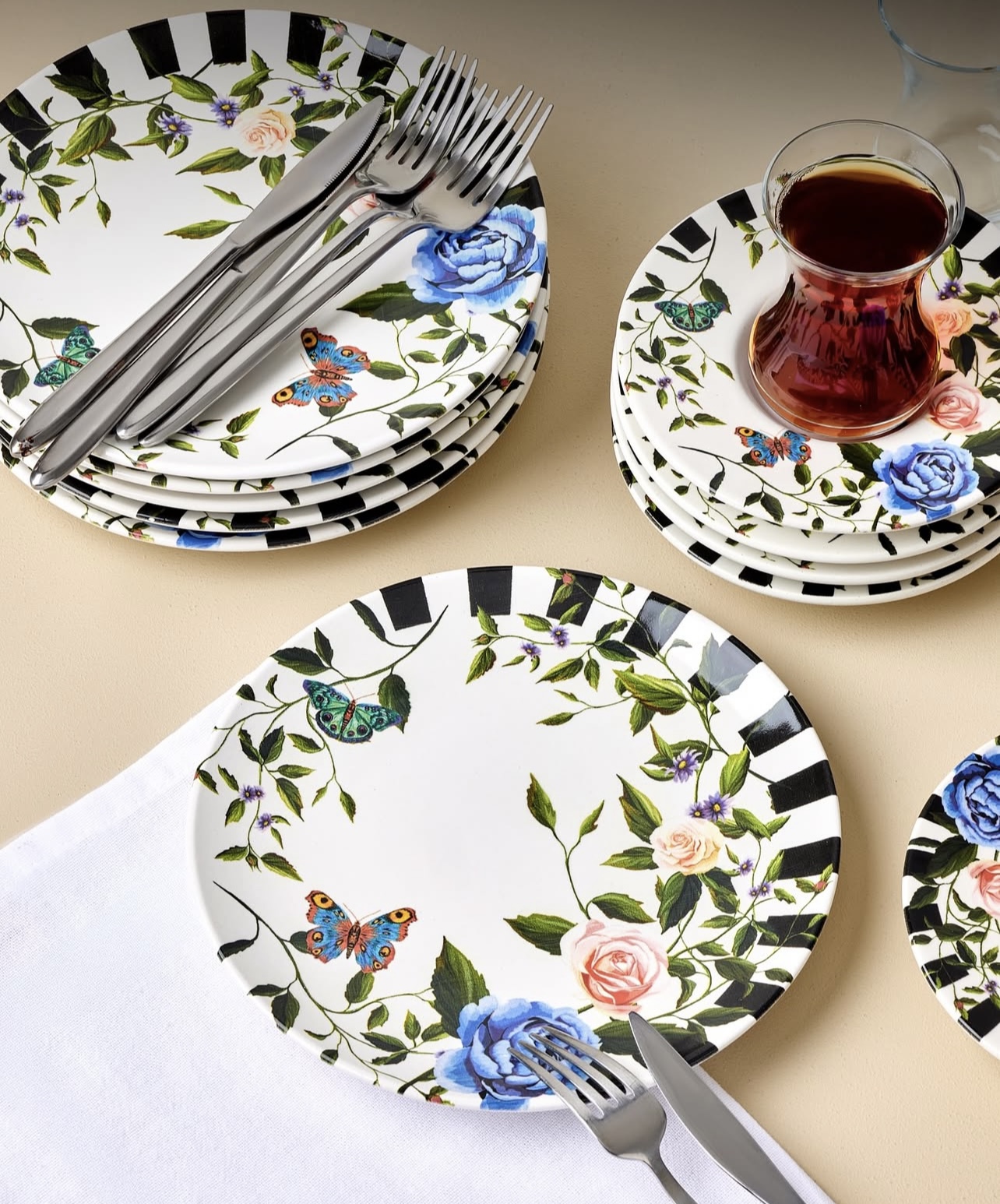 Set Pjatash Floral Butterfly